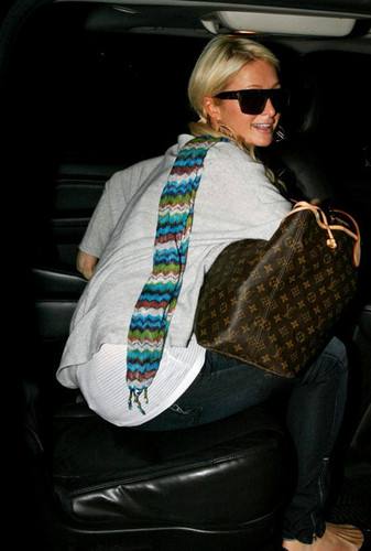  Paris Hilton and Cy Waits at JFK
