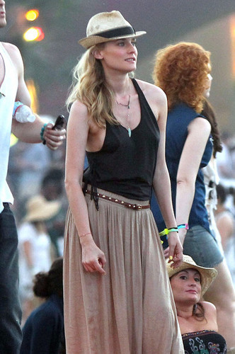  At 2011 Coachella musik Festival with Diane