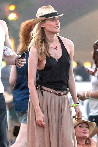  At 2011 Coachella musik Festival with Diane