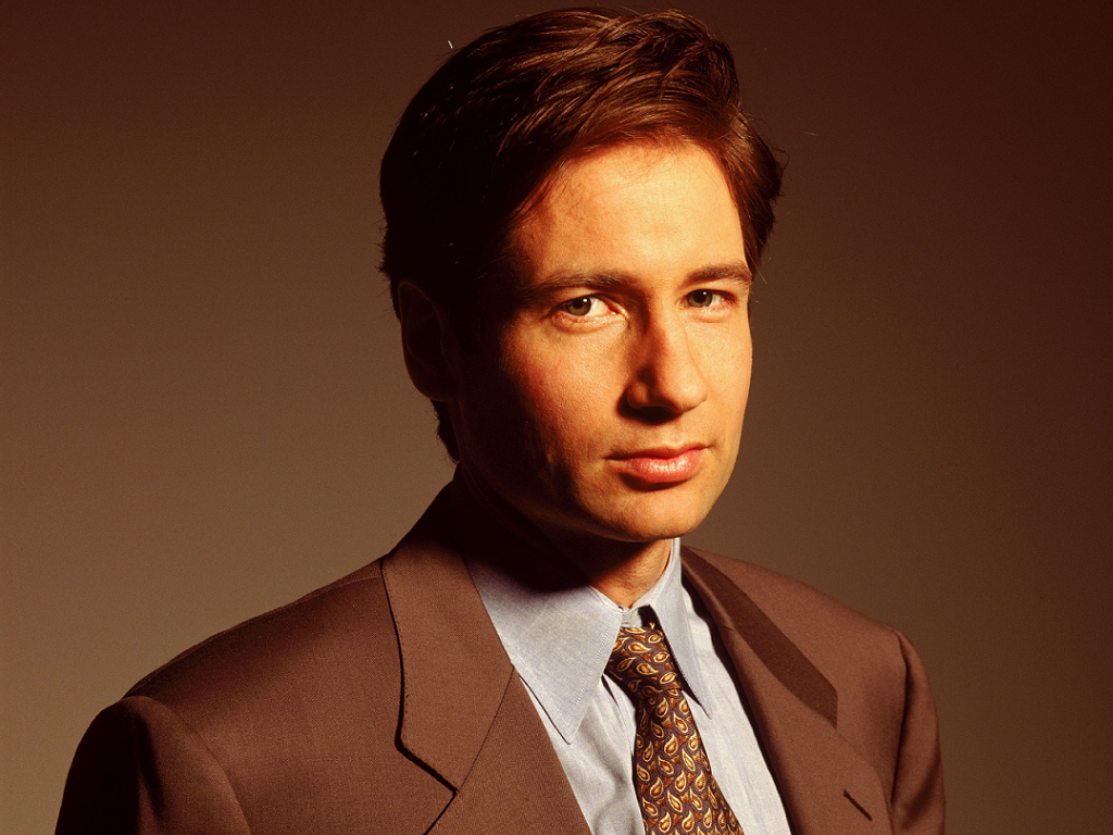 Fox Mulder: Unraveling the Mysteries with the X-Files Icon | fox-art ...