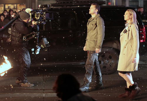  Joshua Jackson On Set Filming TV mostrar "Fringe"