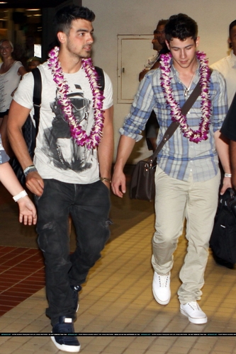  Jonas chegando no Havaí