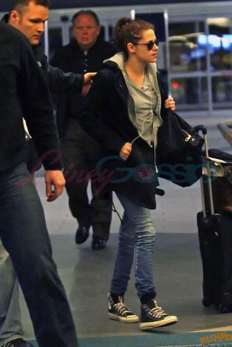  Kristen Leaving Vancouver