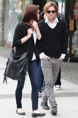 thêm các bức ảnh of Ashley and Jackson out and about in Vancouver