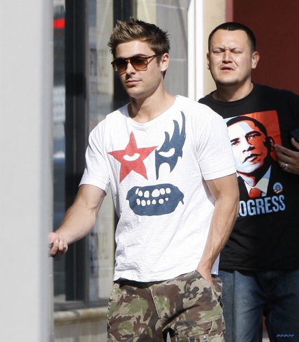 ZAC EFRON OUT & ABOUT IN STUDIO CITY   (HQ)