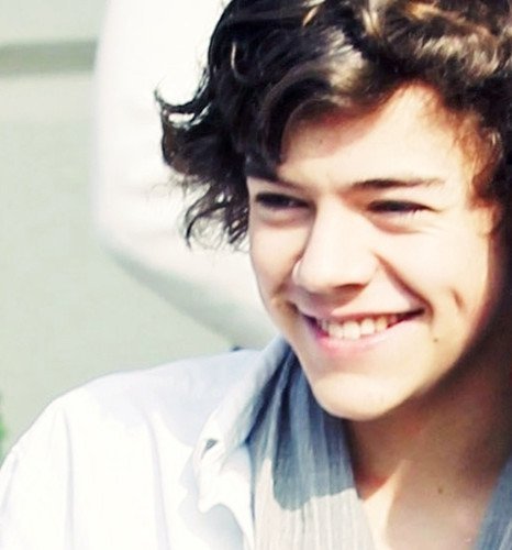  harry styles is my whole life <3