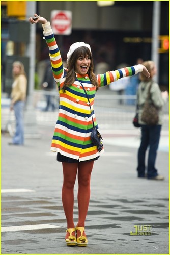  Lea Michele: Shooting 'Glee' in NYC!