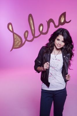  Selena Gomez Photoshot!