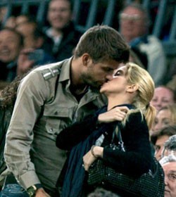  best beso Shakira Piqué !!