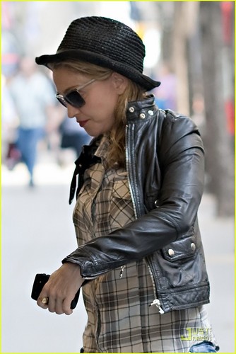  Madonna: Zipping Around NYC