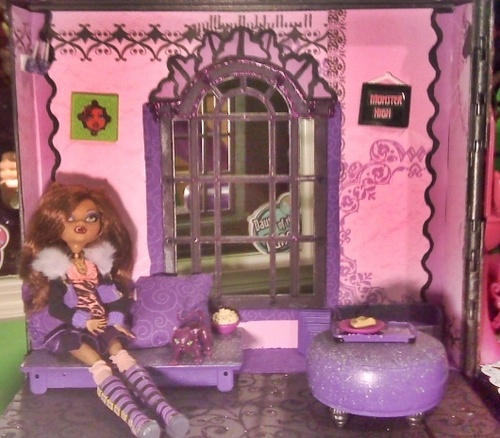 Monster High Custom Made Doll House