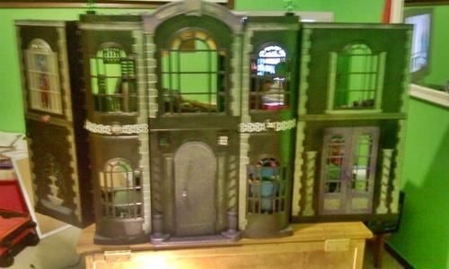  My custom MH Doll House