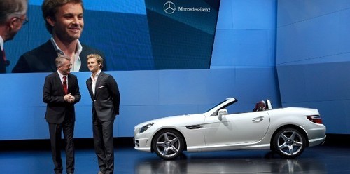  Nico presents the new SLK Roadster at the Shanghai Motor Show