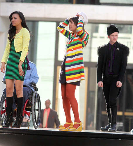  On set of Glee, at the 링컨 Center Foutain | April 27, 2011.