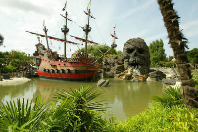  Outside view of Pirates of the Caribbean