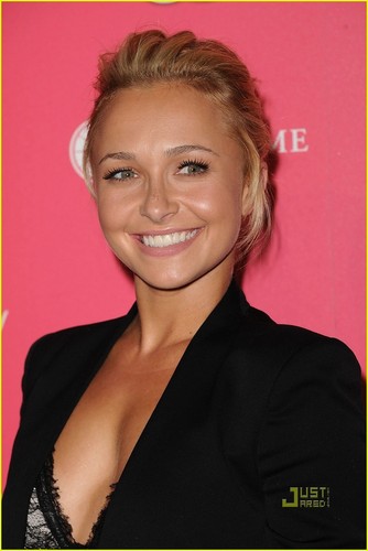  Hayden Panettiere: Hot Hollywood Party!