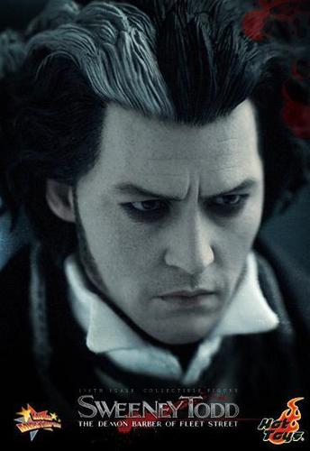  HotToys 1/6th scale Sweeney Todd Collectible Figure
