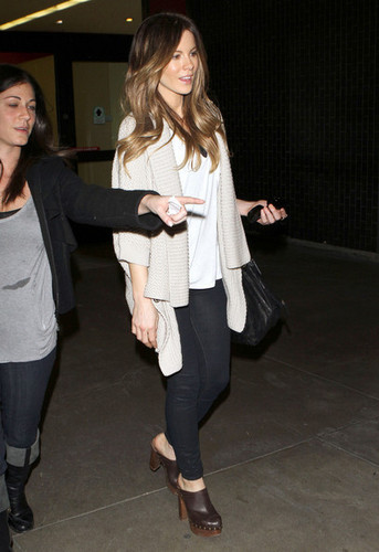  Kate Beckinsale Arriving On A Flight At LAX