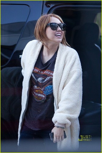  Miley Cyrus: Leaving L.A. for Gypsy coração Tour!