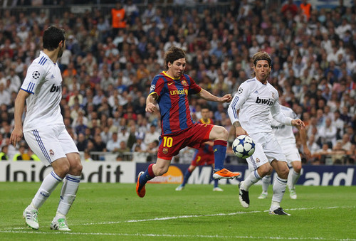  Real Madrid v Barcelona - UEFA Champions League Semi Final (First Leg