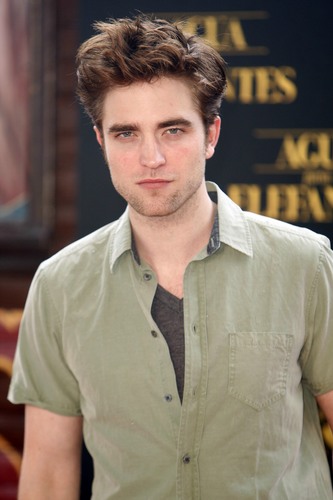  "Water For Elephants" Barcelona Press Conference [HQ]