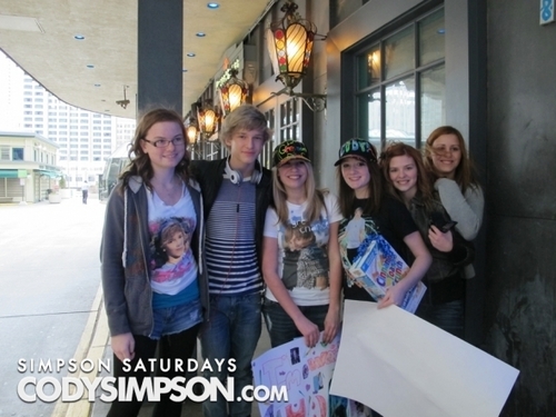  Cody & fans