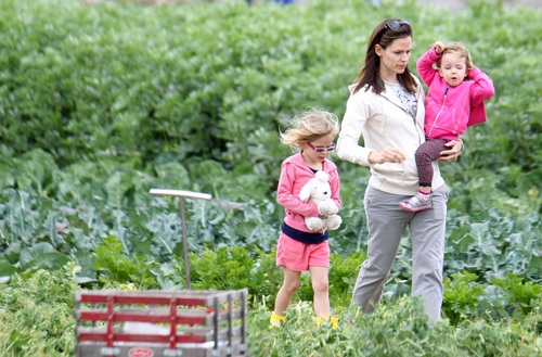  Jen @ the Community Farm in Thousands Oaks with violet and Seraphina 4/21/11