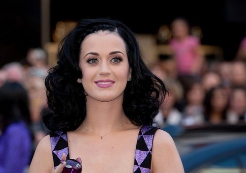  Katy Purrs Launches Her Fragrance