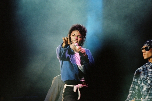 Michael Jackson BAD tour <3 