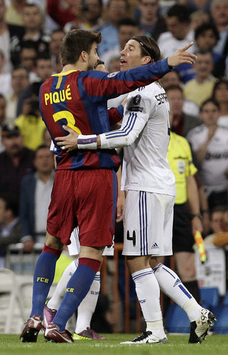  Piqué vs Ramos : when took place a skirmish 或者 quarrel, neither one of them there could not miss.