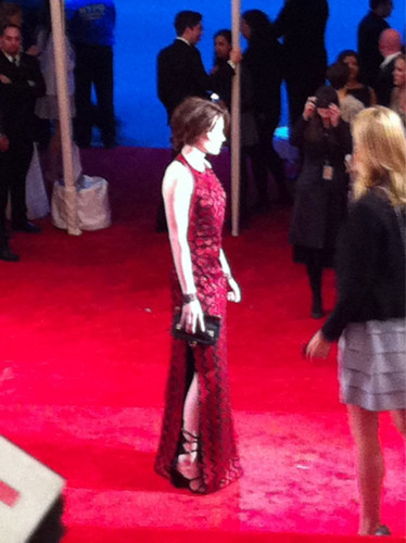 The first pic at Kristen Stewart at Met Gala!