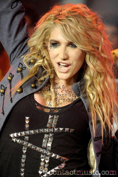 Kesha right round. Ke$ha 2009. Kesha 2011. Kesha 2009. Kesha and Shakira.