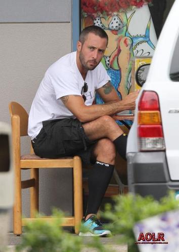Alex was spotted enjoying breakfast in Oahu on May 5, 2011