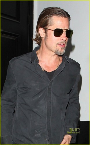  Brad Pitt: avondeten, diner at Beso!