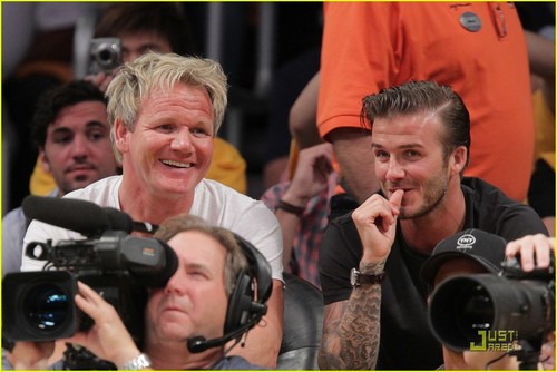  David Beckham & Gordon Ramsay Watch The Lakers Lose