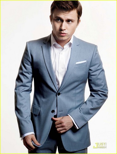  Kenny Wormald Is An 'August Man'