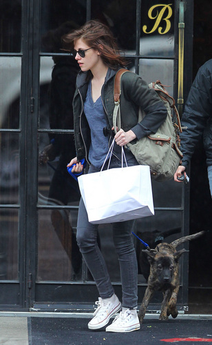 Kristen Stewart Takes Robert Pattinson's Dog Bear Out in NYC