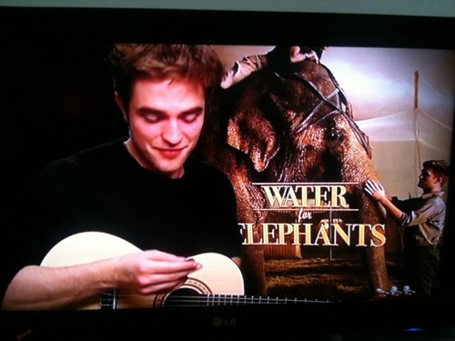  Rob playing a mini guitare :D