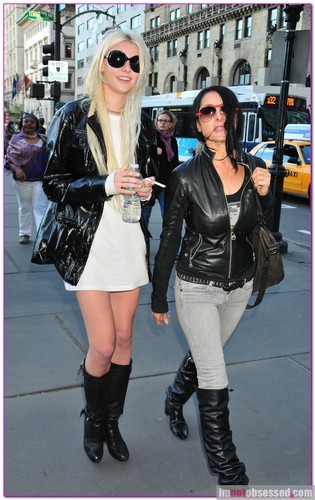 Taylor Momsen, 17, of The Pretty Reckless crossing the street in NYC 