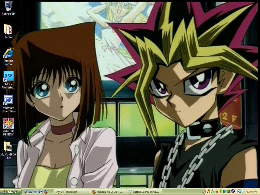 As téa starts to leave, she turns around and gives yugi a kiss. 