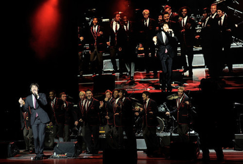  Darren Criss and The Warblers at City Of Hope