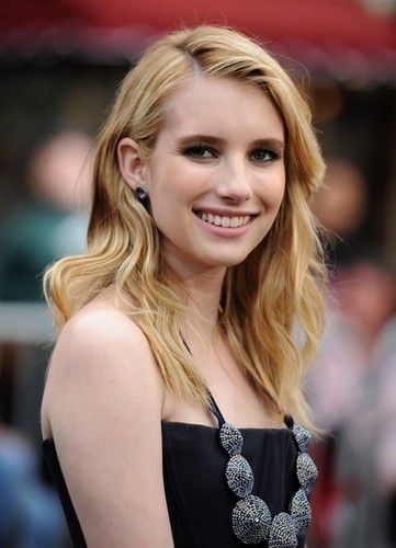  Emma Roberts at "Pirates of the Caribbean" World Premiere
