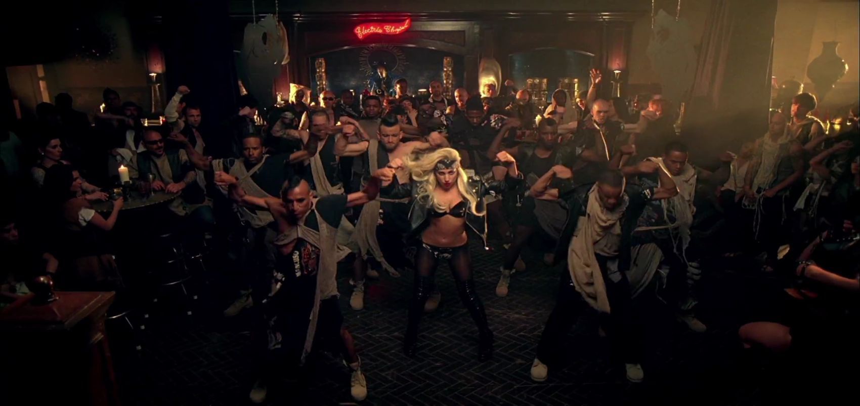 Lady gaga judas remix. Леди Гага джудас. Lady Gaga образы из клипов.