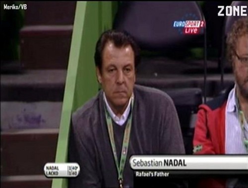  Nadal father looks sad !