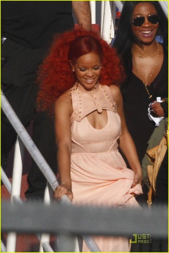 Rihanna: Nivea Skin Journey in Germany!