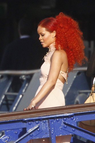 Rihanna - Rihanna leaving Mein Schiff 2 cruise ship at Hamburg's port - May 9, 2011