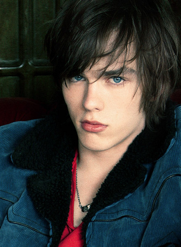 nicholas hoult as Will