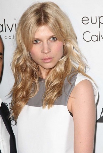  Clemence Poesy at Klein ディナー
