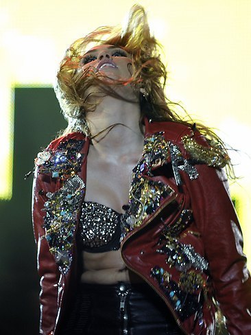  Miley - Gypsy herz Tour (2011) - Asuncion, Paraguay - 10th May 2011