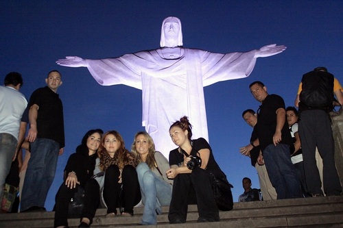  Miley - Visiting Cristo Redentor Statue in Rio de Janeiro, Brazil (11th May 2011)